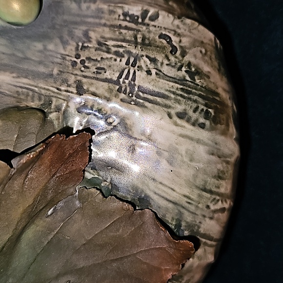 Amphora Porcelain Vase with Raised Grapes and Leaves Art Nouveau Turn of Century - Picture 10 of 16